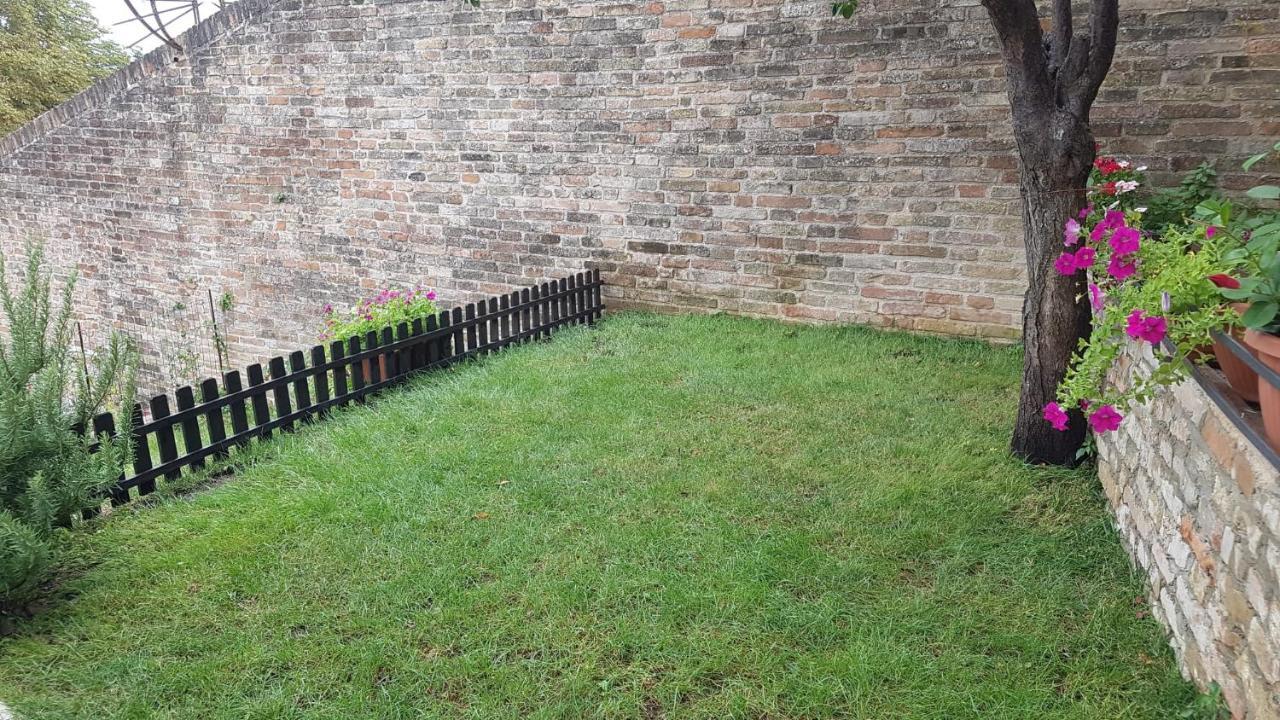 Vila Casa La Piazzetta Rinascimentale Urbino Exteriér fotografie