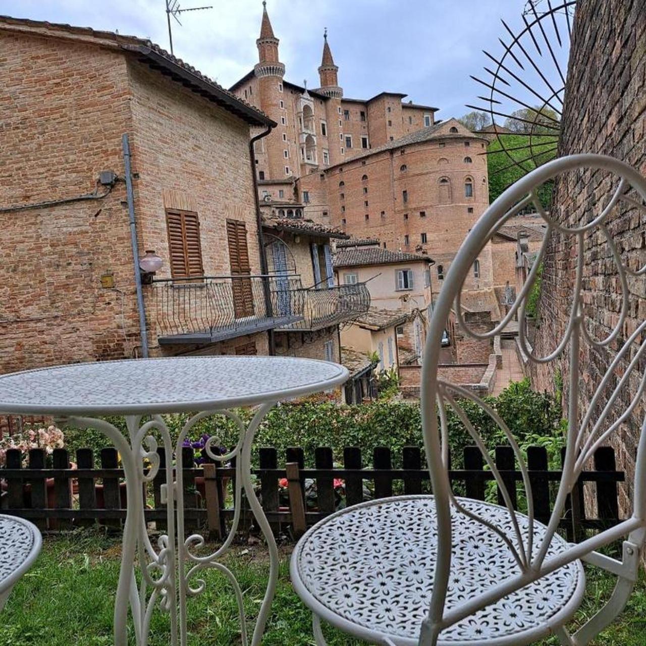 Vila Casa La Piazzetta Rinascimentale Urbino Exteriér fotografie